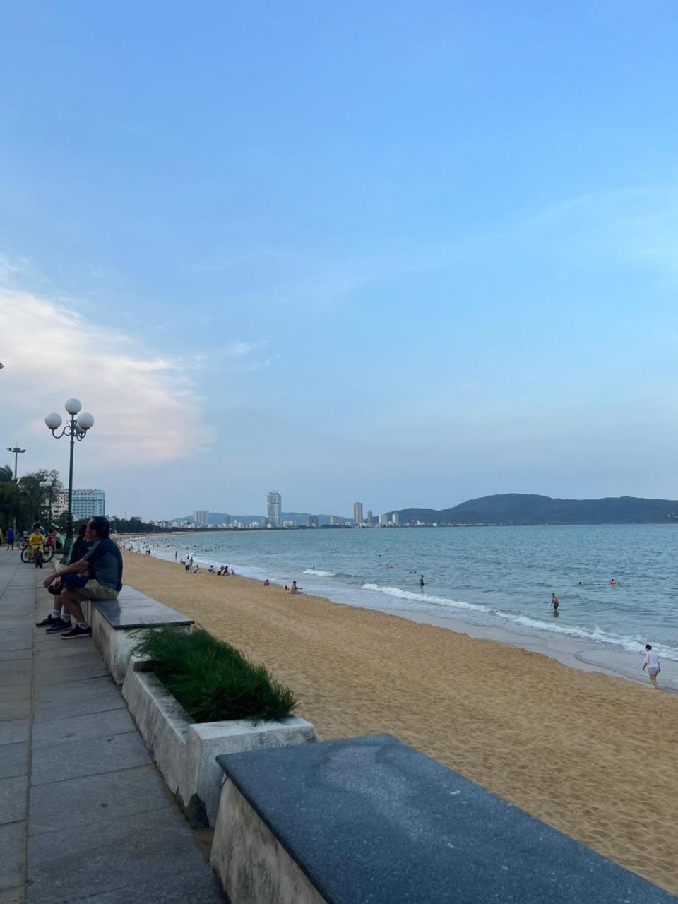 Flc Sea Tower Quy Nhon_Can Ho Du Lich 5 Sao_Cach Bien 40M + Ho Boi Екстер'єр фото