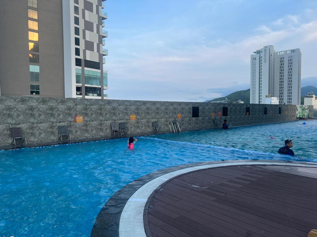 Flc Sea Tower Quy Nhon_Can Ho Du Lich 5 Sao_Cach Bien 40M + Ho Boi Екстер'єр фото